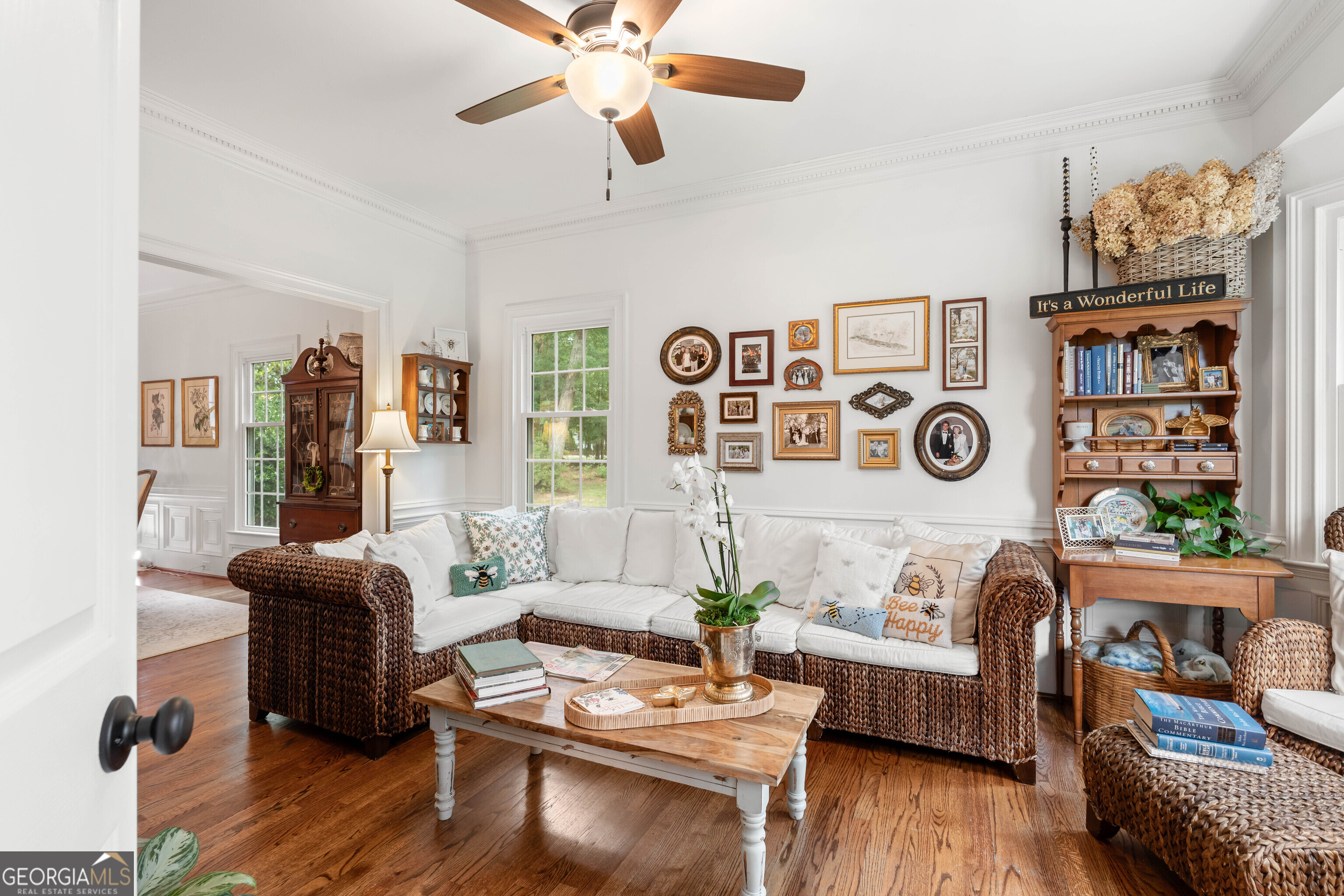 836 Oak Grove Road Carrollton, GA 30117 - Photo 23 of 50 a living room with furniture and wooden floor
