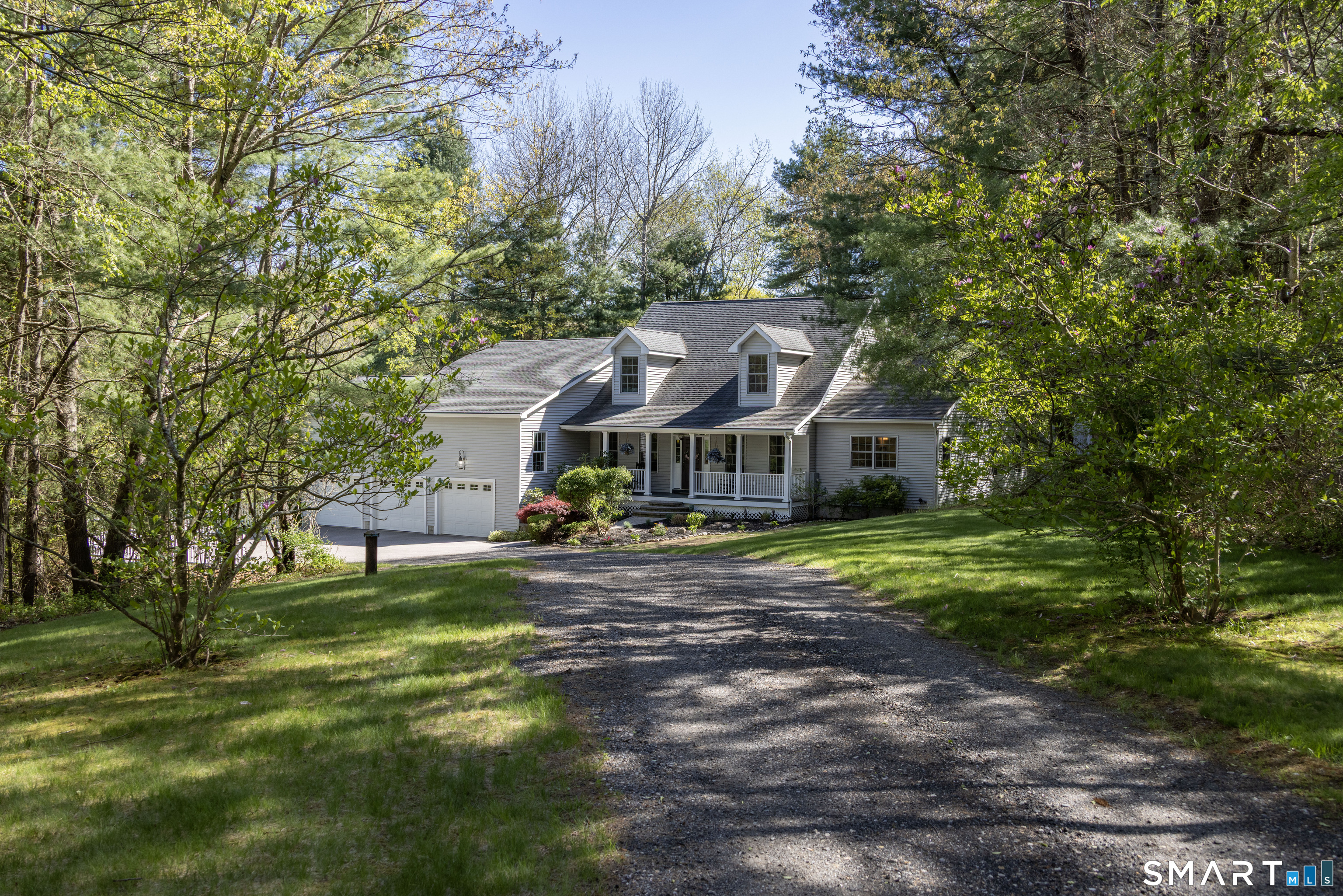 65 Middle Road Preston, CT 06365 - Photo 2 of 40 Gallery Image 2