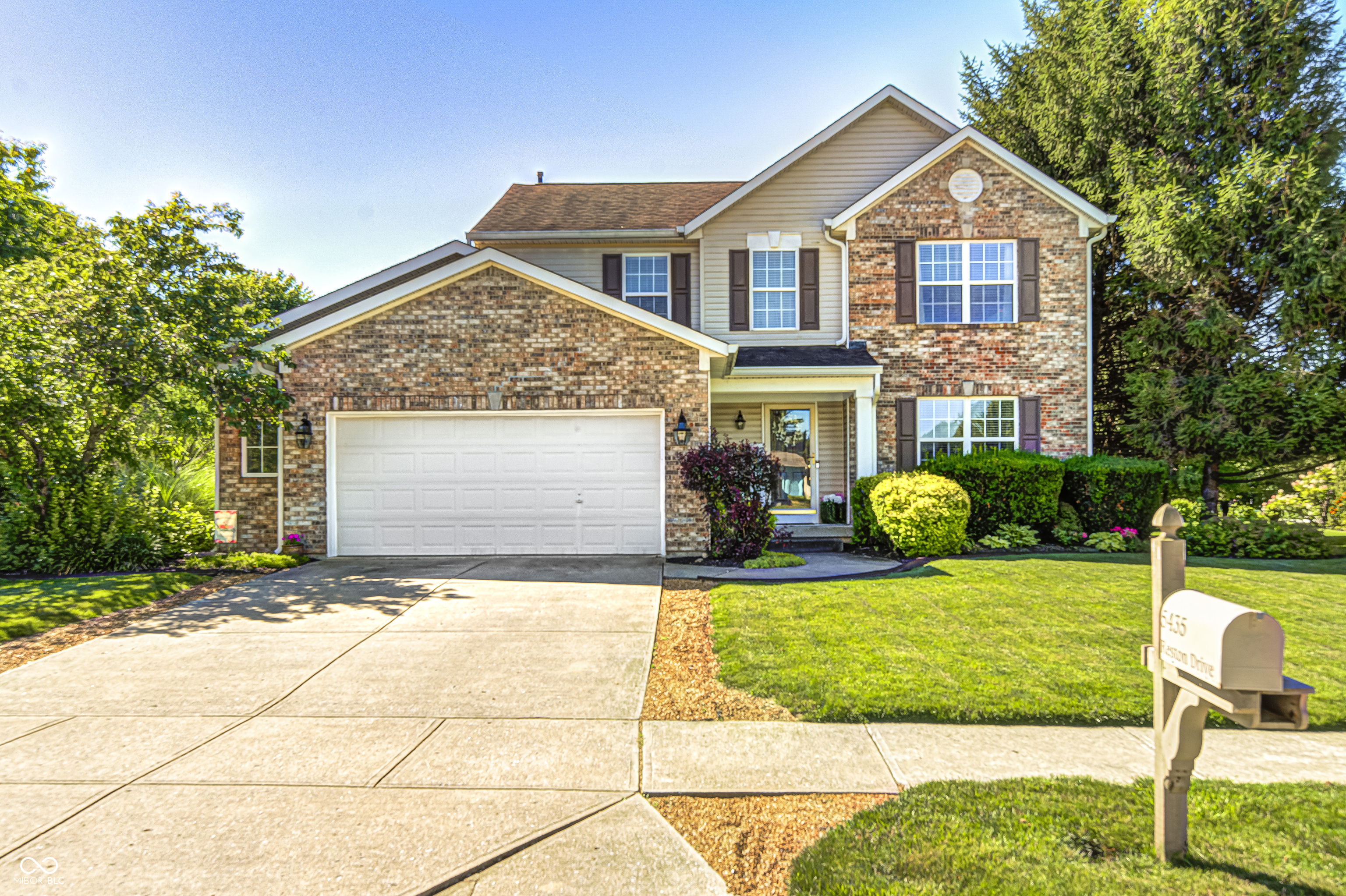 5435 Reston Drive Plainfield, IN 46168 - Photo 1 of 44