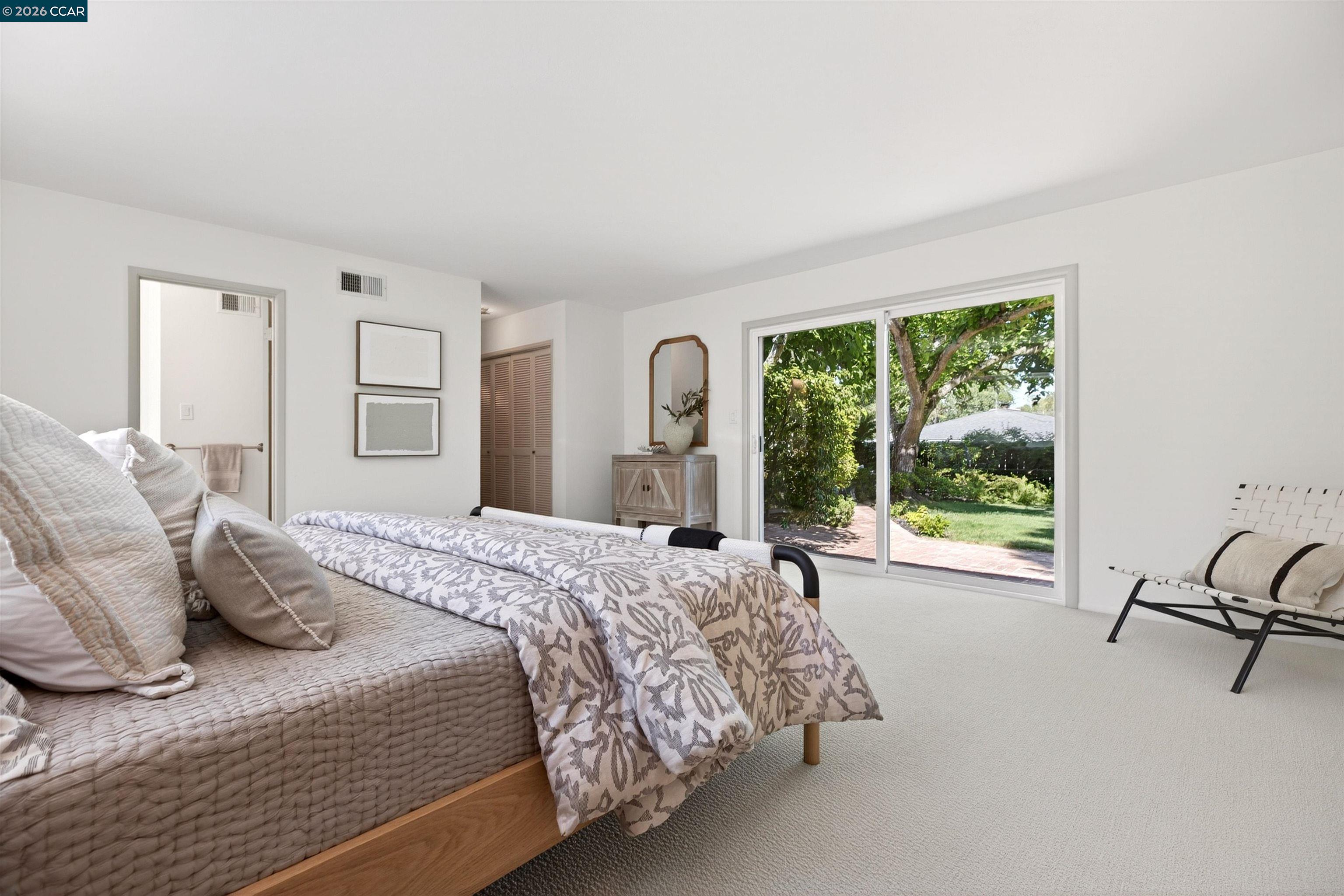 218 Overhill Road Orinda, CA 94563 - Photo 16 of 28
