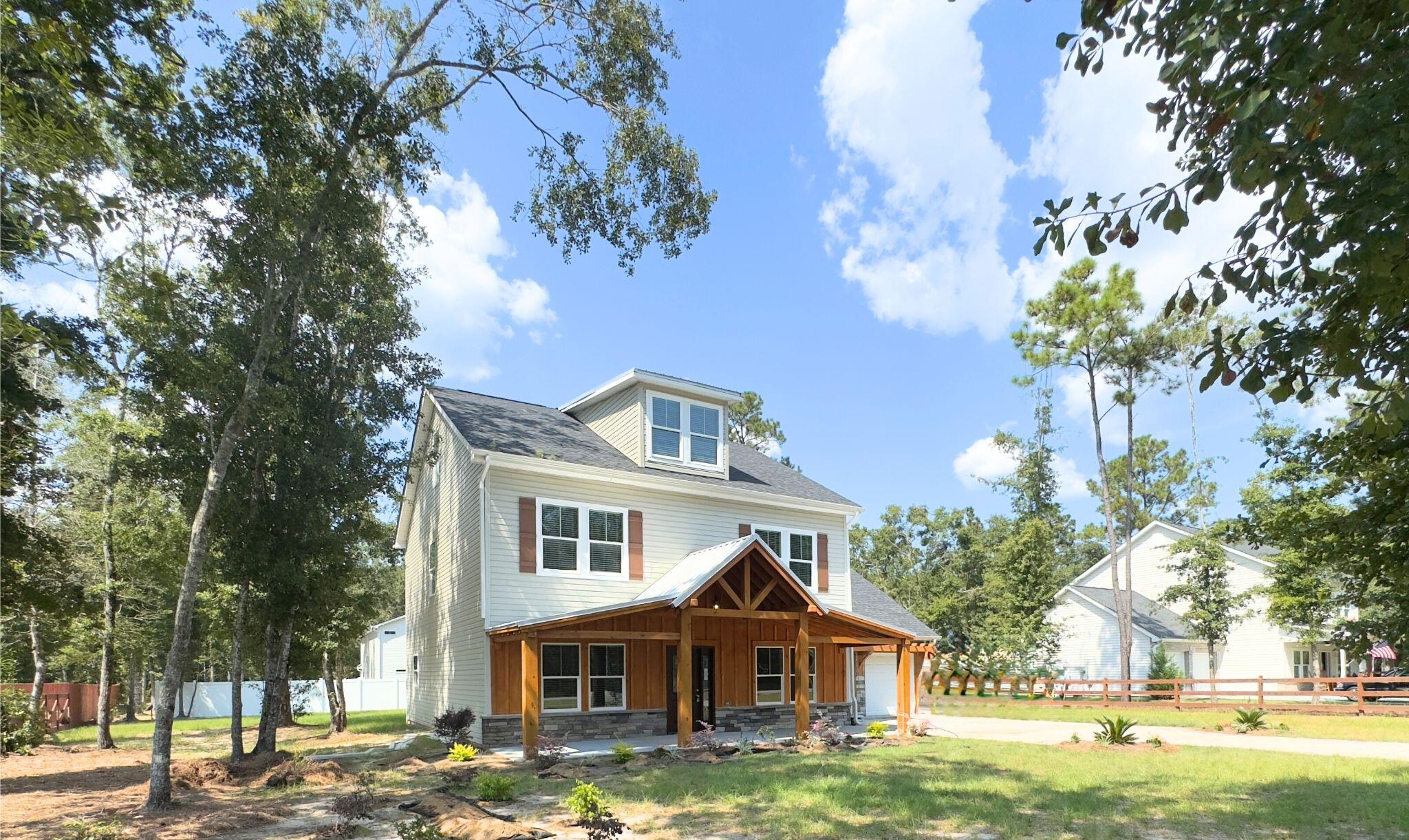 438 Locust Street Walterboro, SC 29488 - Photo 4 of 46