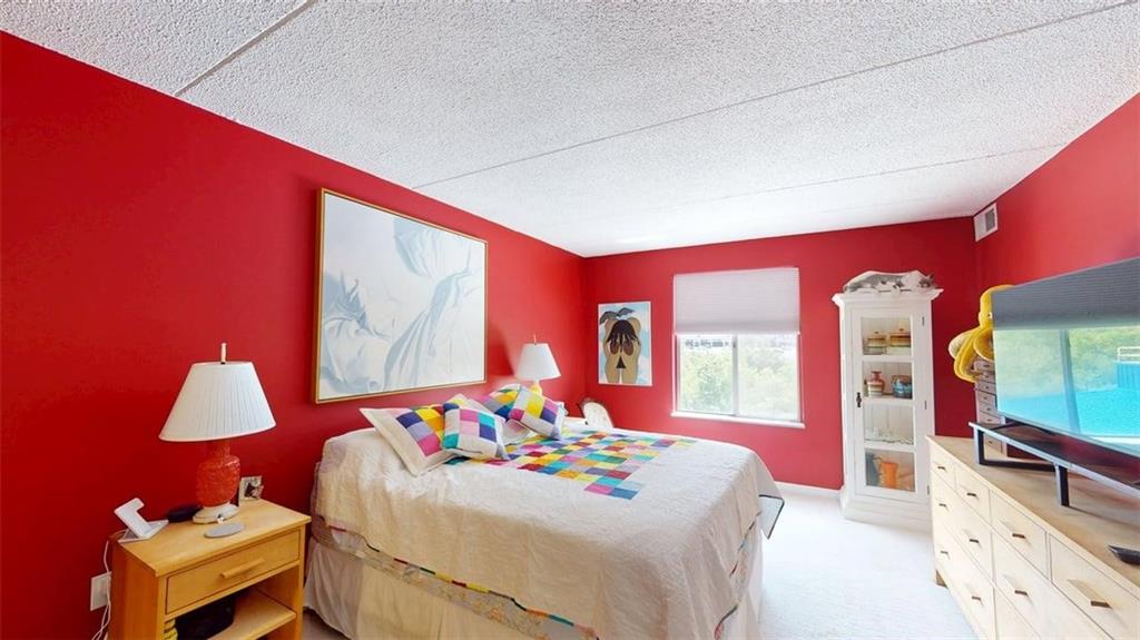 2120 Greentree Road, Unit 102E Pittsburgh, PA 15220 - Photo 20 of 32