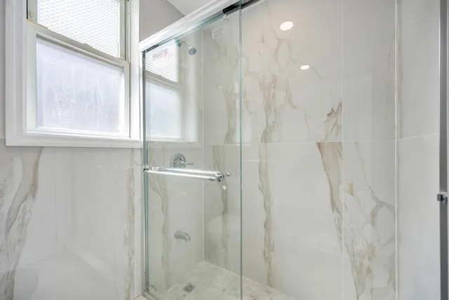 $829,999 | 225-20 111th Avenue | Queens Village