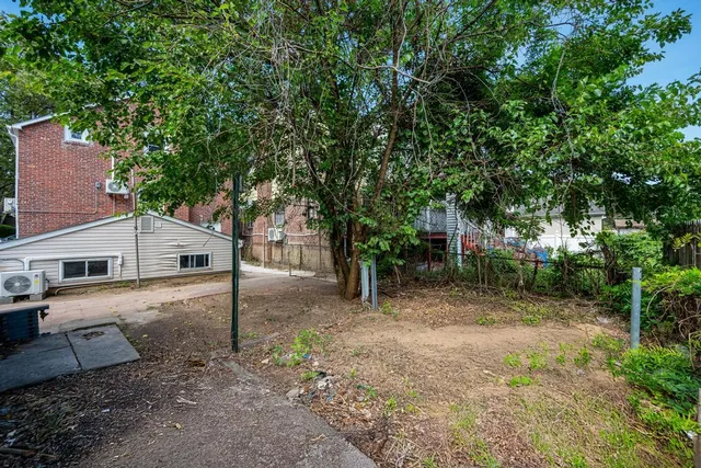 $829,999 | 225-20 111th Avenue | Queens Village