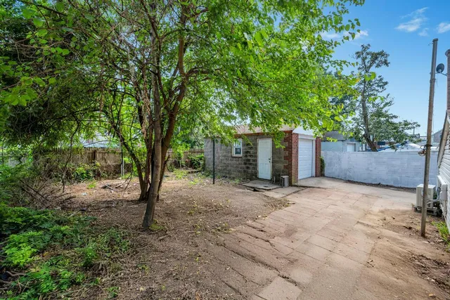 $829,999 | 225-20 111th Avenue | Queens Village