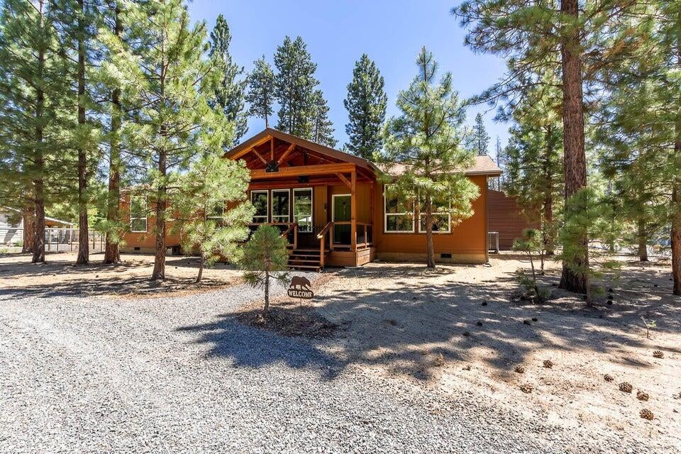 152385 Wagon Trail Road La Pine, OR 97739 - Photo 1 of 24 20220711220000767476000000-o (1)