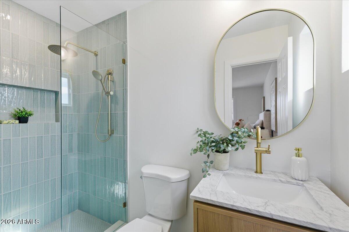 1024 East Butler Drive Phoenix, AZ 85020 - Photo 24 of 60 Primary Bath
