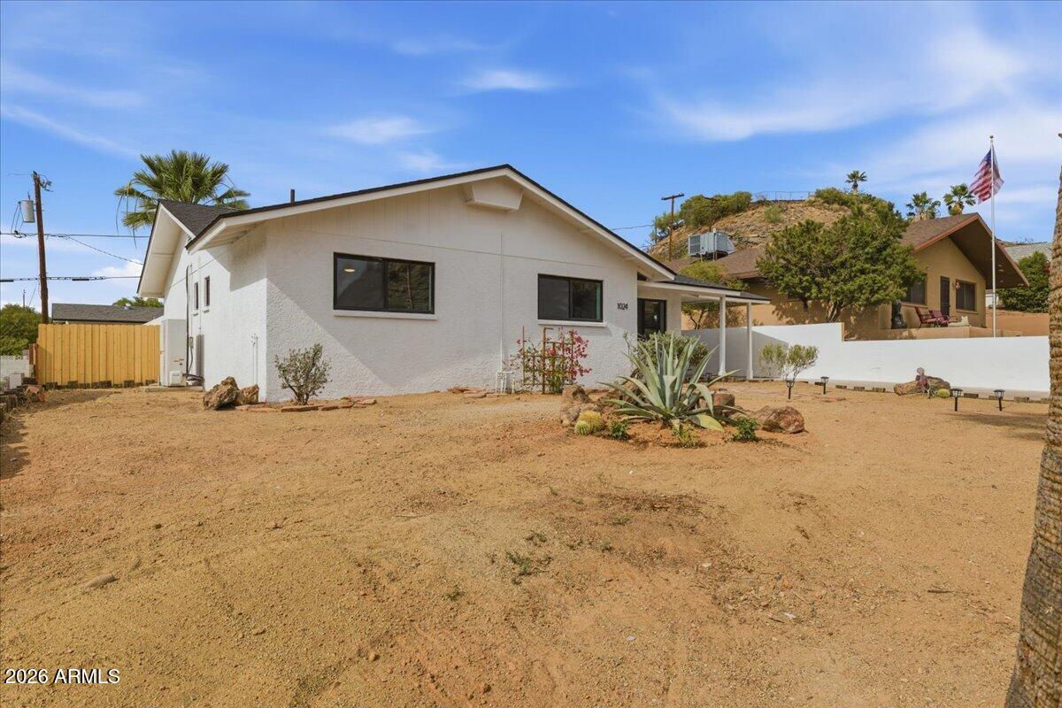 1024 East Butler Drive Phoenix, AZ 85020 - Photo 38 of 60 03-1024_E_Butler_Dr_3