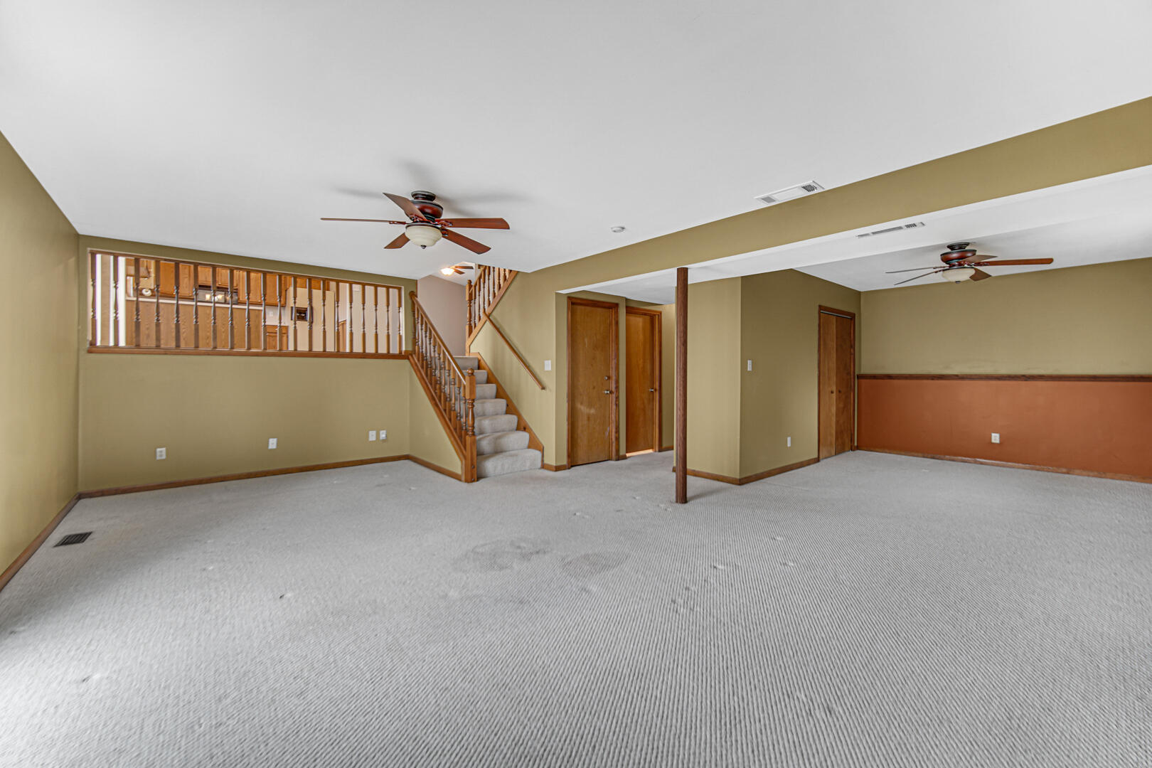700 Meadow Lane Crown Point, IN 46307 - Photo 21 of 28 a view of an empty room with a window