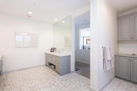 $3,595,000 | 1010 Scarlet Way, Encinitas, CA 92024