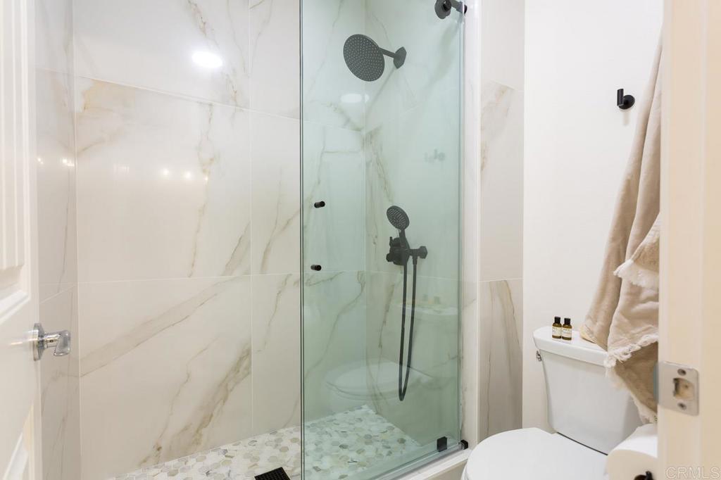 1010 Scarlet Way Encinitas, CA 92024 - Photo 21 of 38