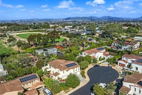 $3,595,000 | 1010 Scarlet Way, Encinitas, CA 92024