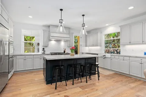 $3,595,000 | 1010 Scarlet Way, Encinitas, CA 92024