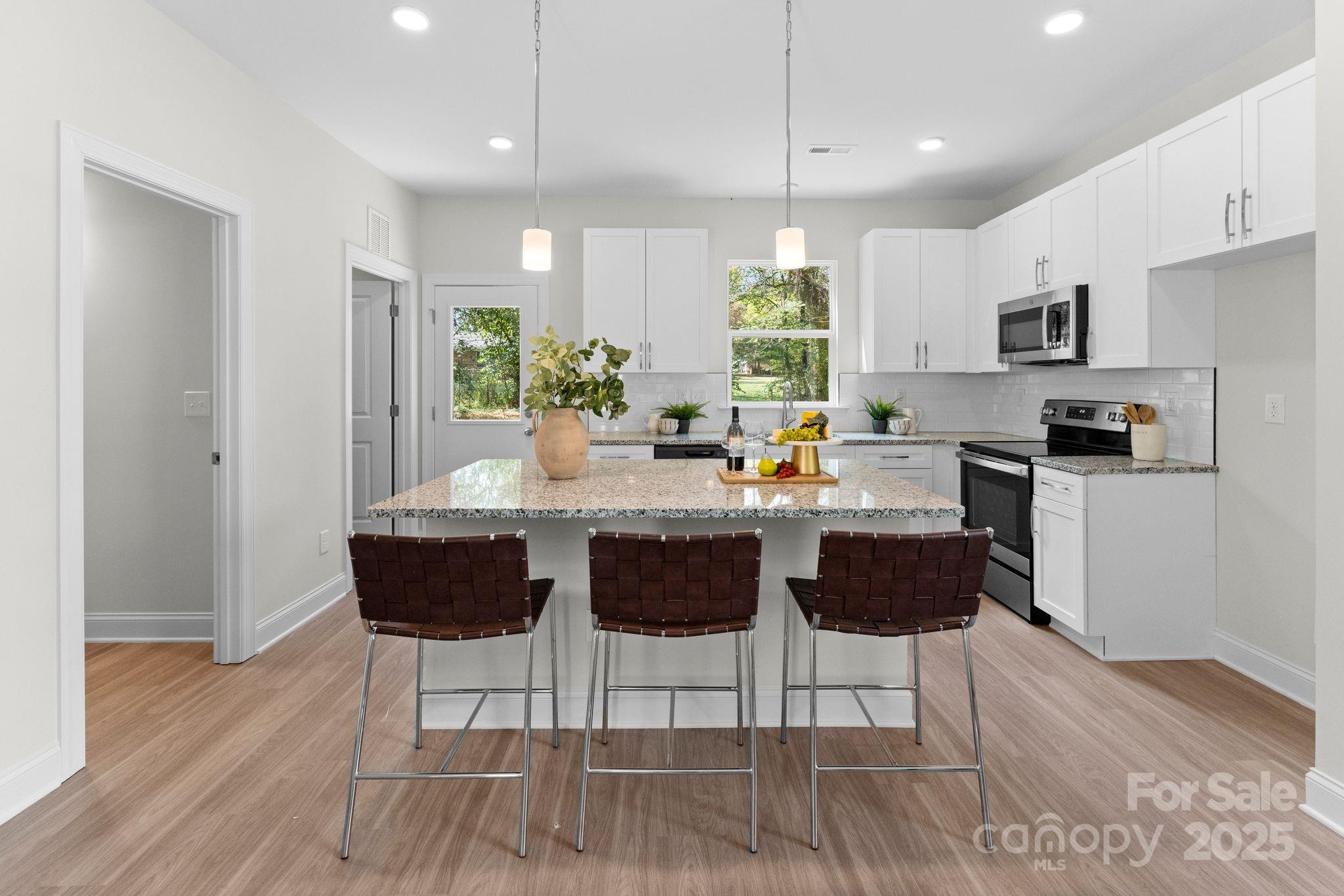 949 Carson Road Gastonia, NC 28052 - Photo 2 of 41 Gallery Image 2
