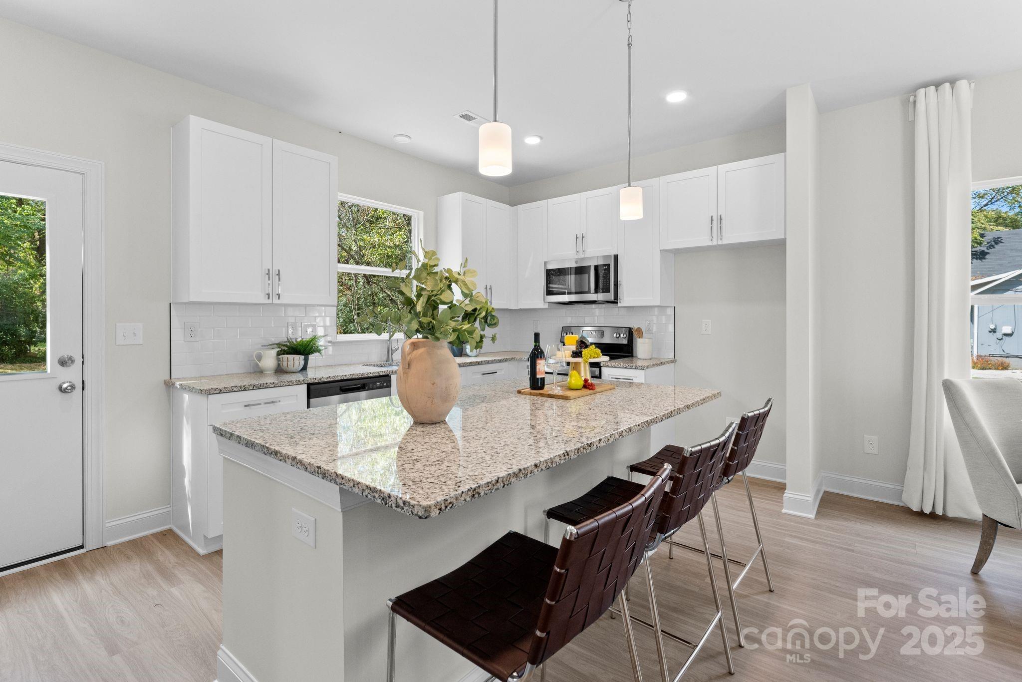 949 Carson Road Gastonia, NC 28052 - Photo 3 of 41 Gallery Image 3
