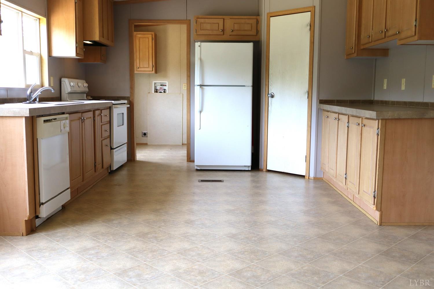 6129 Bethany Road Rustburg, VA 24588 - Photo 8 of 24