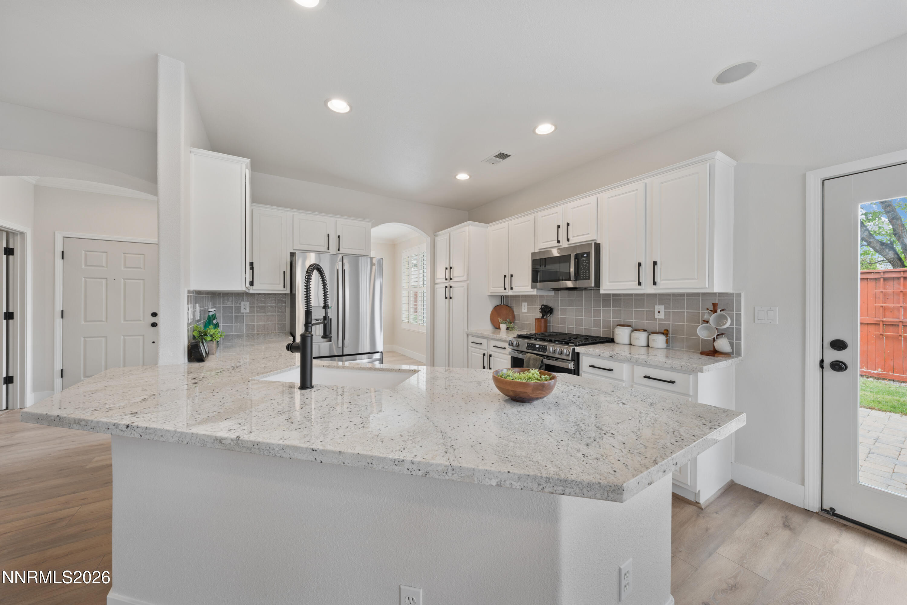 1682 Iron Mountain Drive Reno, NV 89521 - Photo 3 of 40 A7V01077