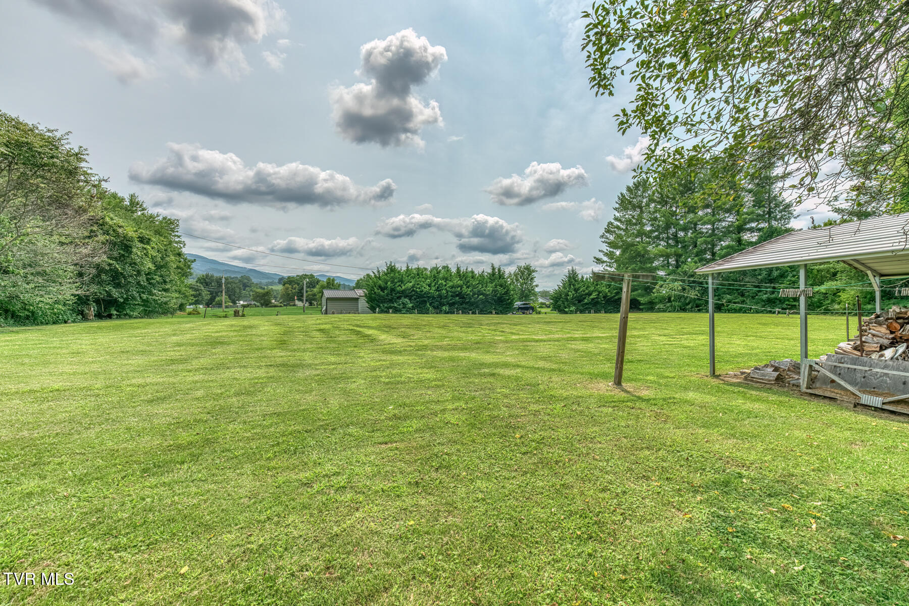 153 Adams Road Mountain City, TN 37683 - Photo 60 of 73 153 Adams Rd-61