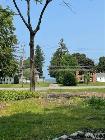 $59,500 | 5057 Lake Shore Road, Hamburg, NY 14075