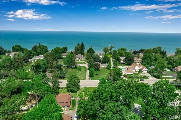 $59,500 | 5057 Lake Shore Road, Hamburg, NY 14075