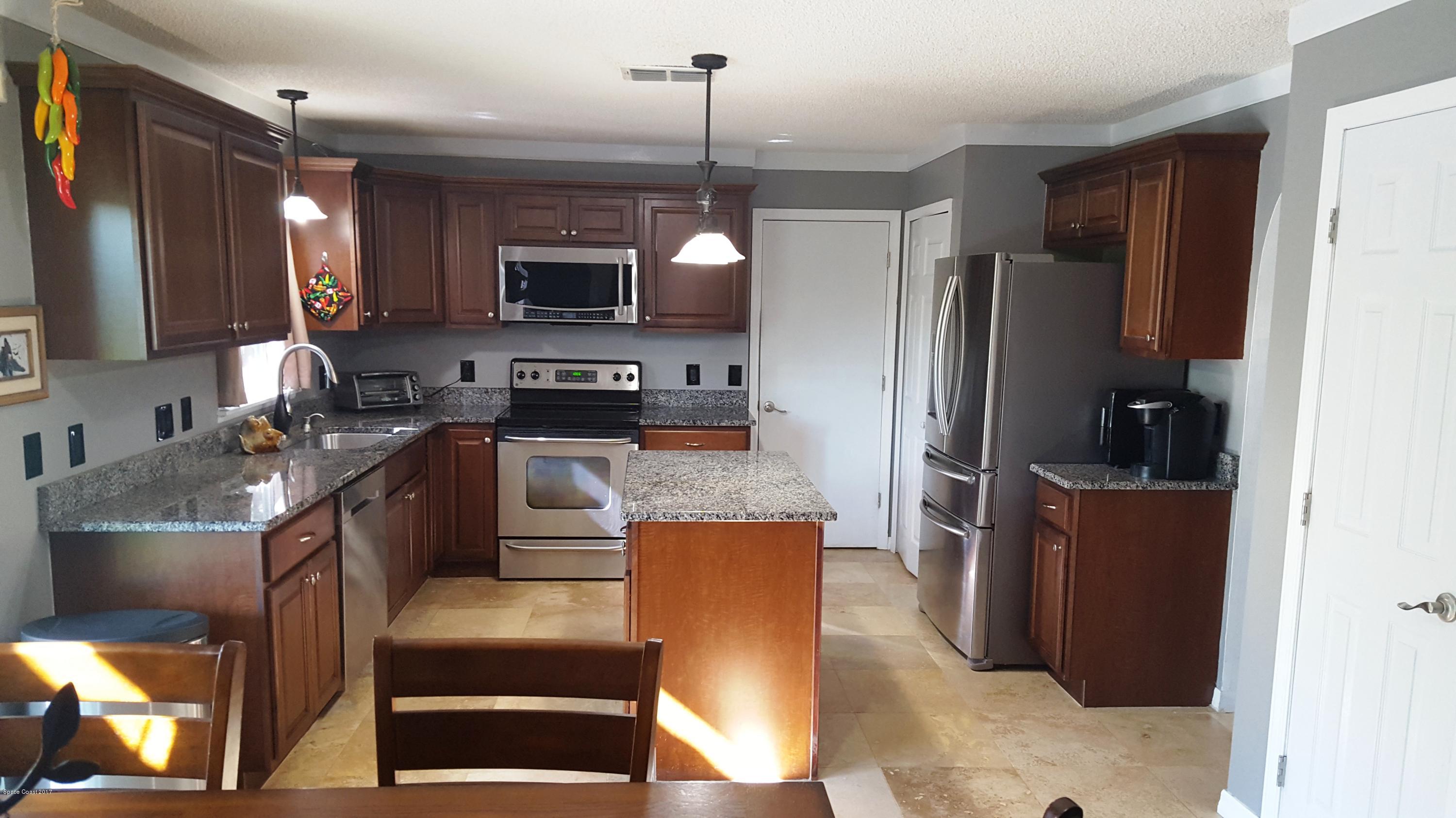 1667 Adview Road Southeast, Unit 50 Palm Bay, FL 32909 - Photo 2 of 26 Full View of Kitchen