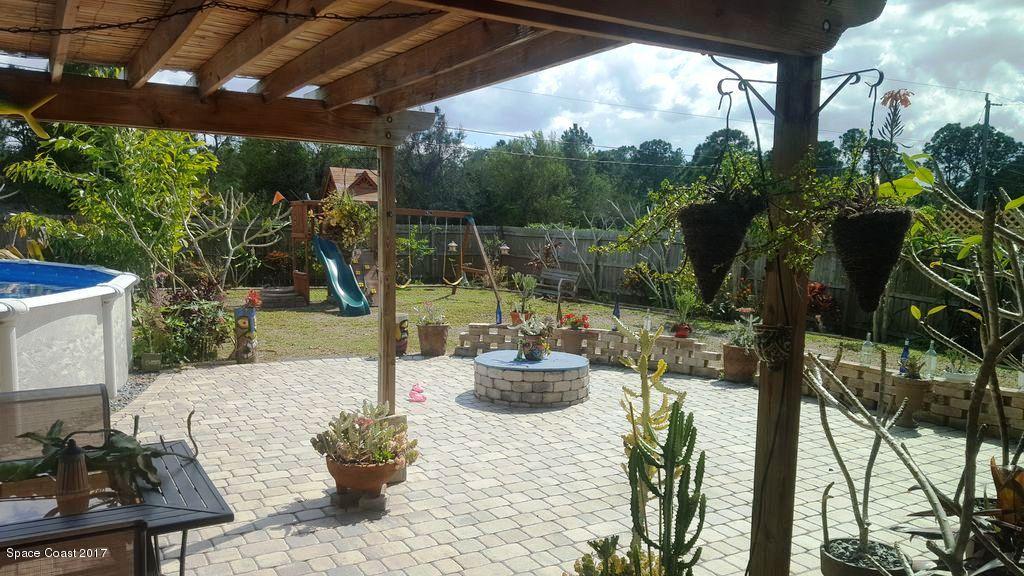 1667 Adview Road Southeast, Unit 50 Palm Bay, FL 32909 - Photo 15 of 26 Paver_Patio and Firepit