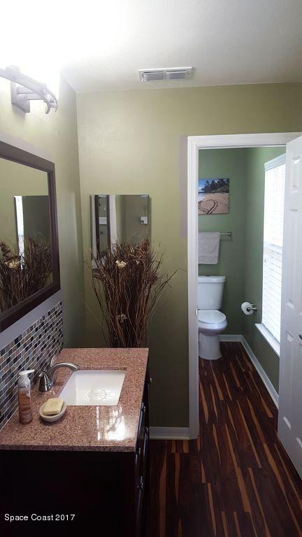 1667 Adview Road Southeast, Unit 50 Palm Bay, FL 32909 - Photo 23 of 26 Master Bath