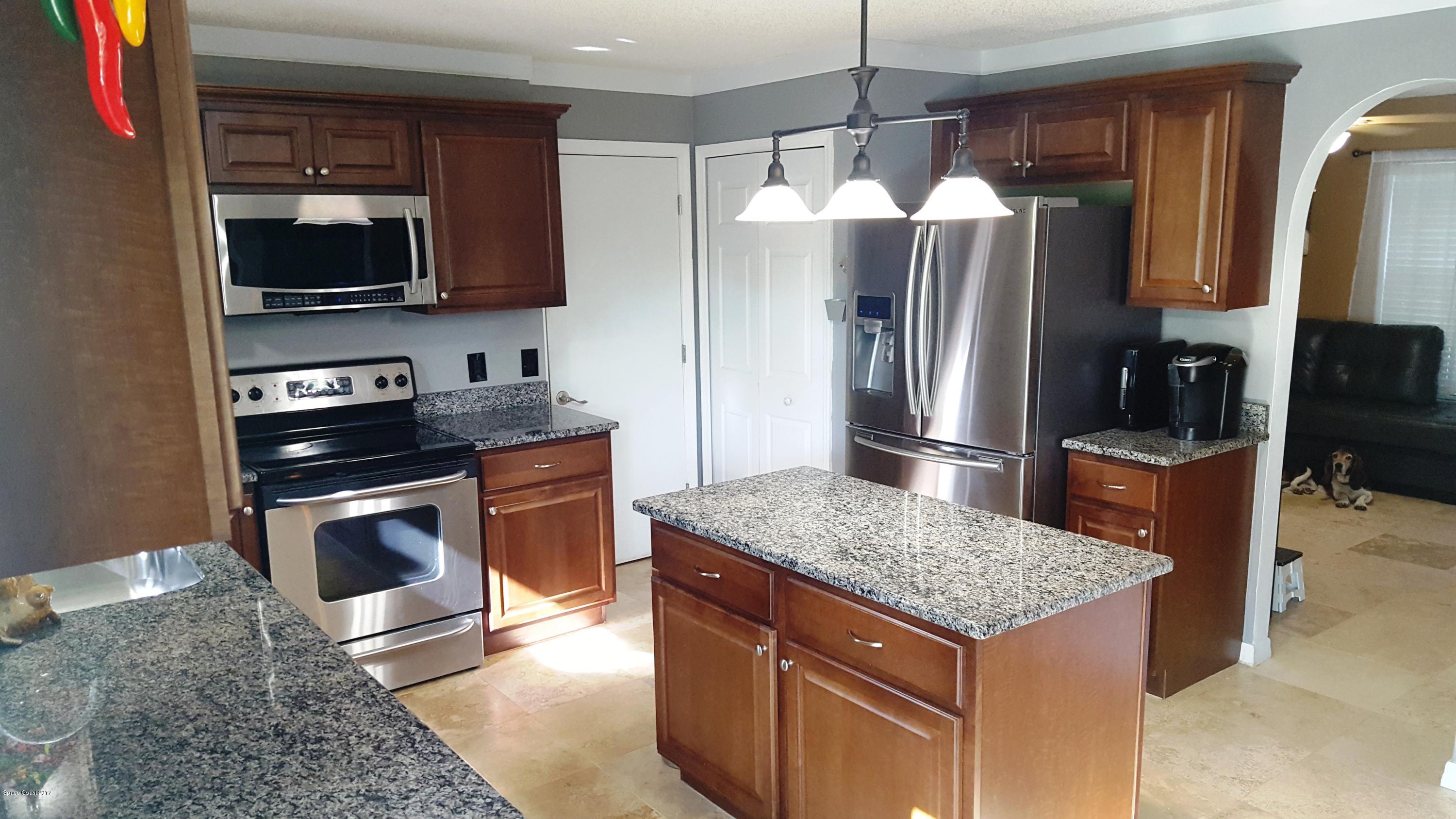 1667 Adview Road Southeast, Unit 50 Palm Bay, FL 32909 - Photo 4 of 26 Kitchen2