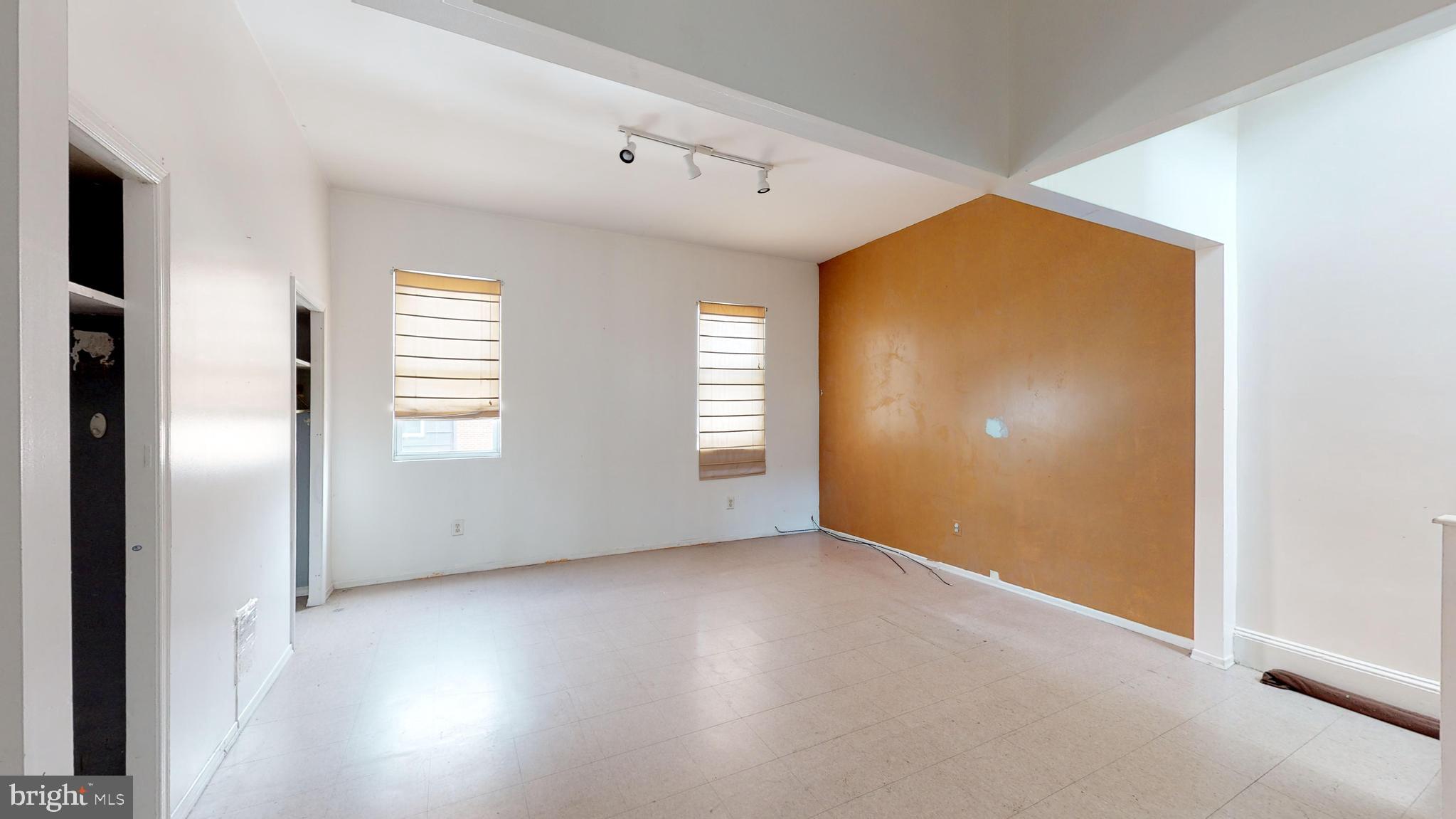 1404 South 2nd Street Philadelphia, PA 19147 - Photo 11 of 30 2nd & 3rd Floor Unit 2
