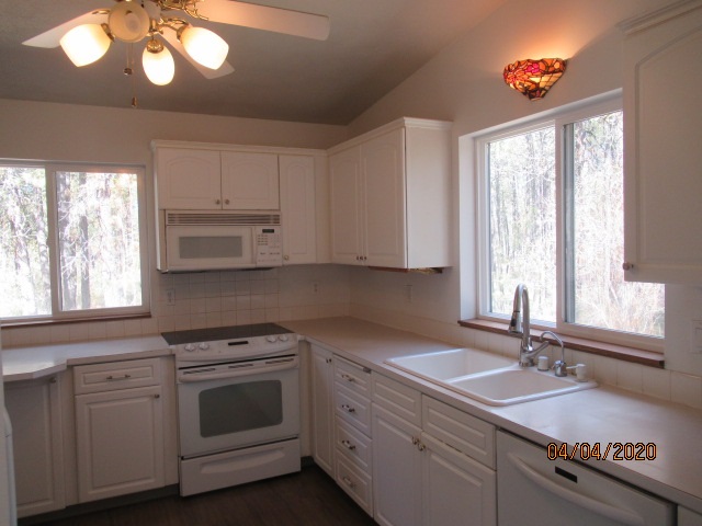 19809 South Malloy Prairie Road Cheney, WA 99004 - Photo 3 of 20