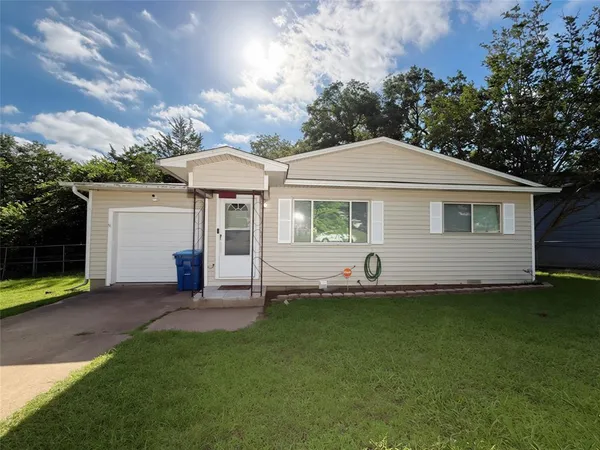 $135,000 | 1200 Park Drive, Denison, TX 75020