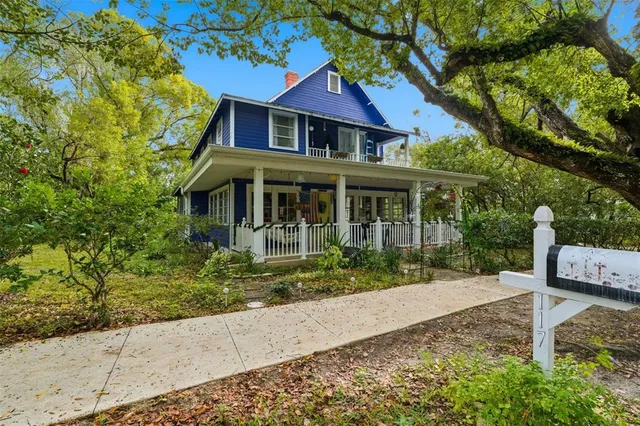 a storage room with washer and dryer