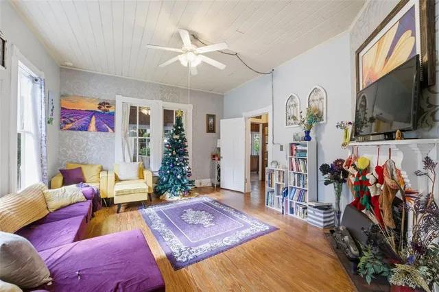 $425,000 | 117 South Brooksville Avenue, Brooksville, FL 34601