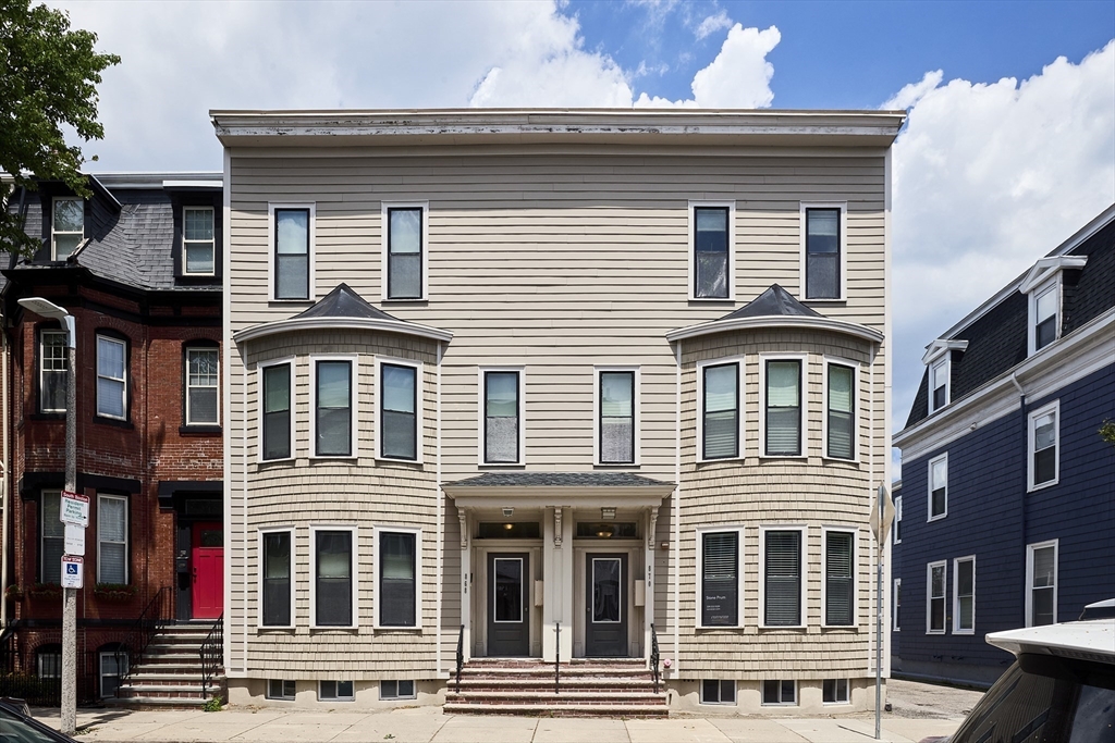 870 East 4th Street, Unit 2 Boston, MA 02127 - Photo 18 of 20 a front view of a building
