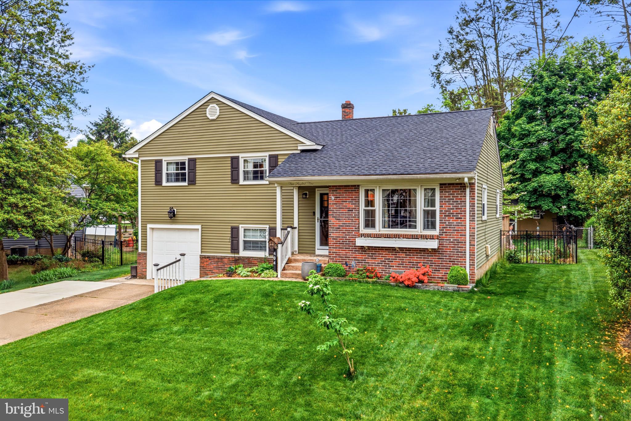 404 Graisbury Avenue Haddonfield, NJ 08033 - Photo 2 of 53
