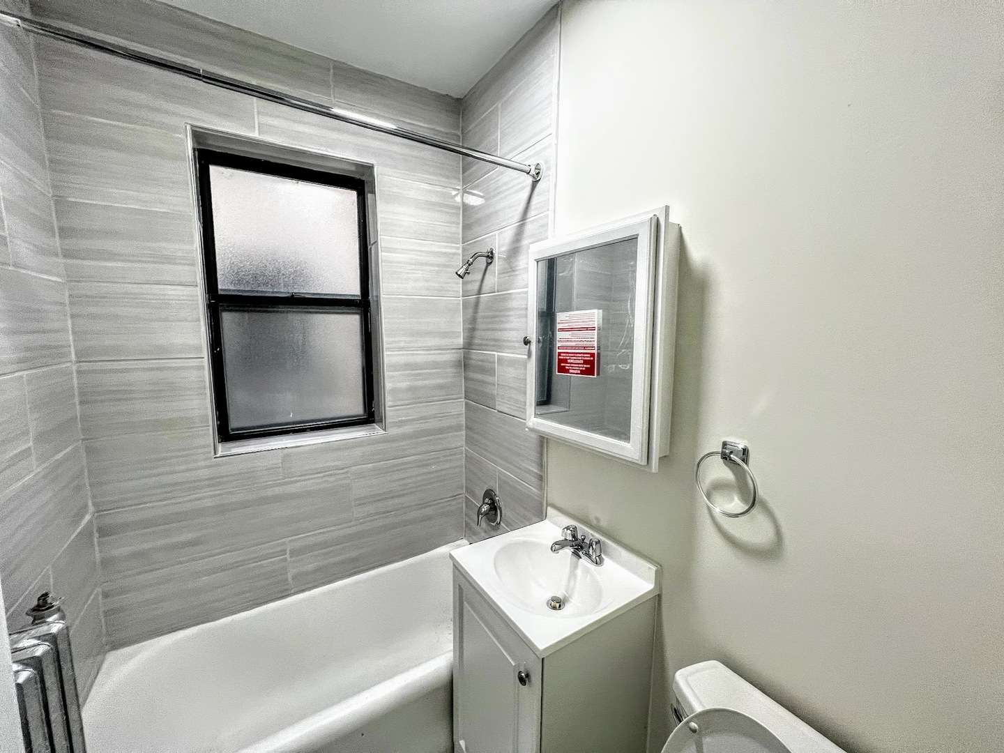 839 West Sheridan Road, Unit 425 Chicago, IL 60613 - Photo 7 of 10