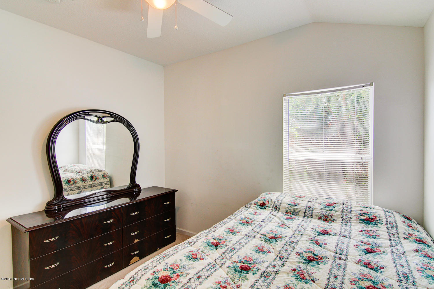 6527 Ginnie Springs Road Jacksonville, FL 32258 - Photo 19 of 35 Guest Bedroom