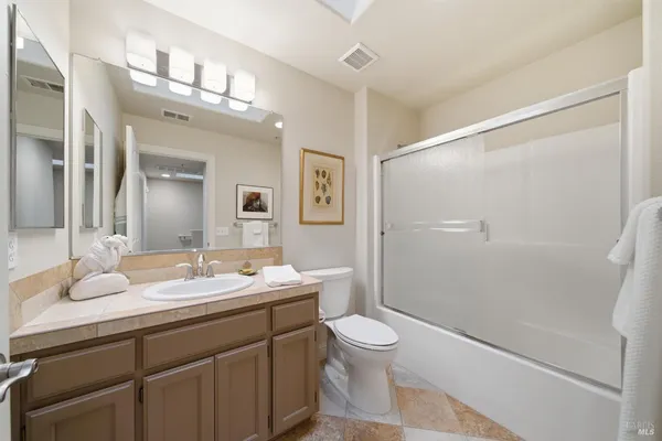 $649,000 | 191 Johnson Street, Windsor, CA 95492