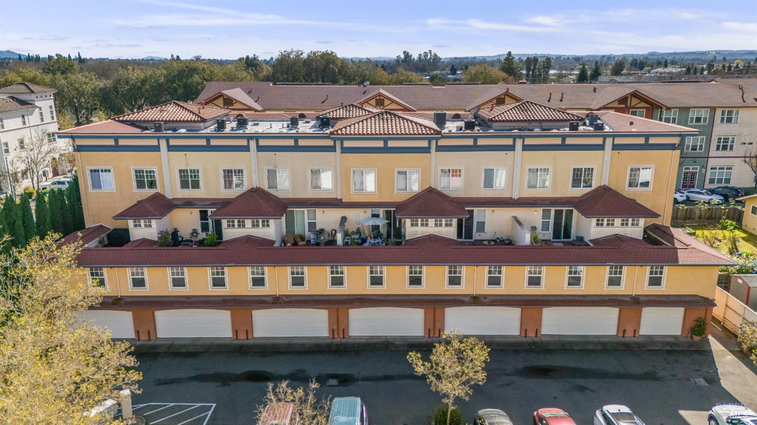 191 Johnson Street Windsor, CA 95492 - Photo 32 of 34 an aerial view of a large building with a swimming pool