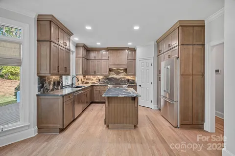 $1,200,000 | 17608 River Ford Drive, Davidson, NC 28036