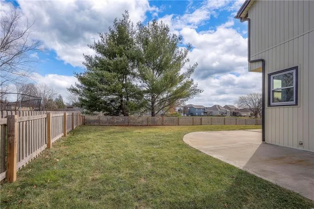 $399,900 | 4109 Southwest Leeward Drive, Lee's Summit, MO 64082