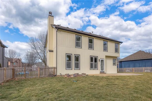 $399,900 | 4109 Southwest Leeward Drive, Lee's Summit, MO 64082