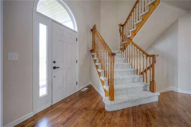 $399,900 | 4109 Southwest Leeward Drive, Lee's Summit, MO 64082