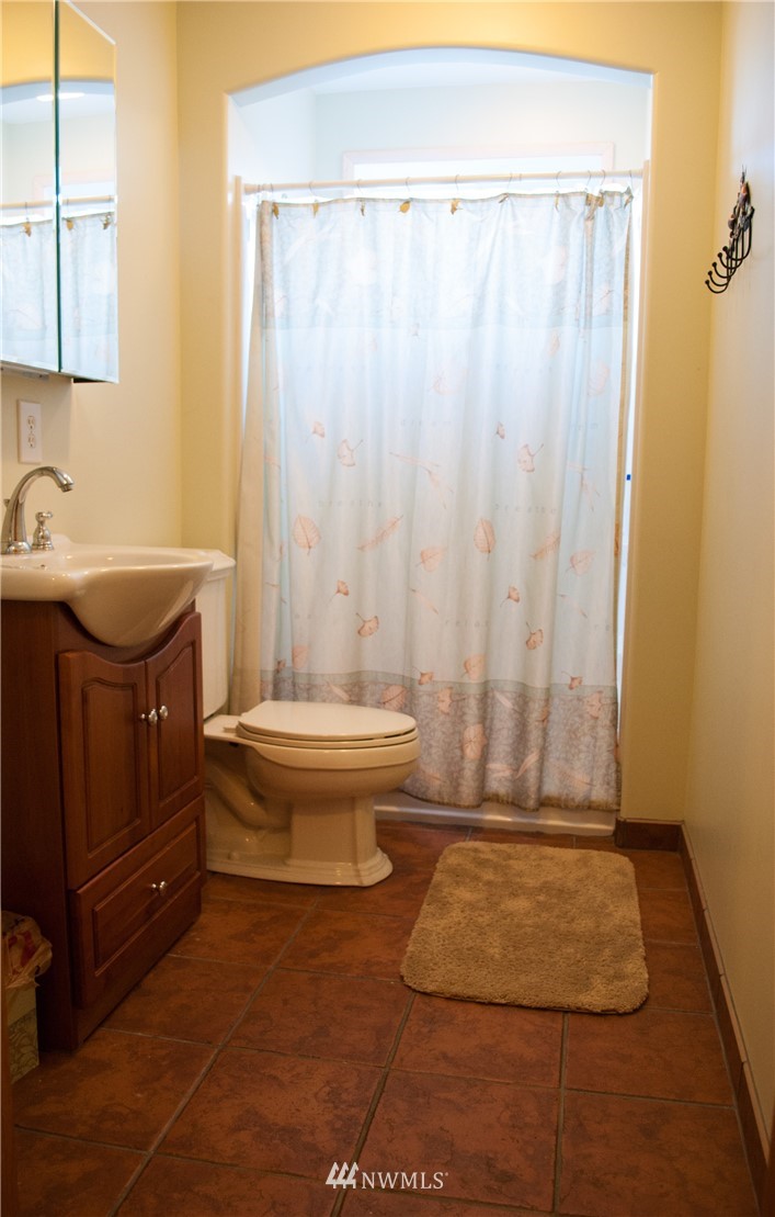 4110 R Avenue Anacortes, WA 98221 - Photo 14 of 22 Gallery Image 14