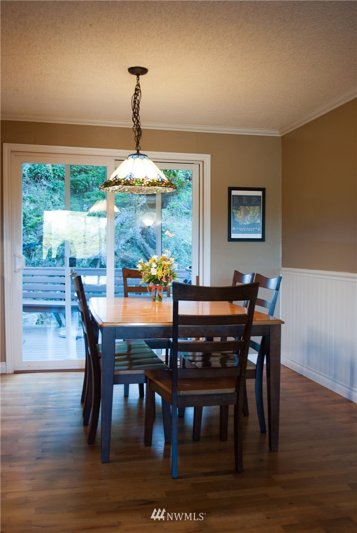 4110 R Avenue Anacortes, WA 98221 - Photo 4 of 22 Gallery Image 4