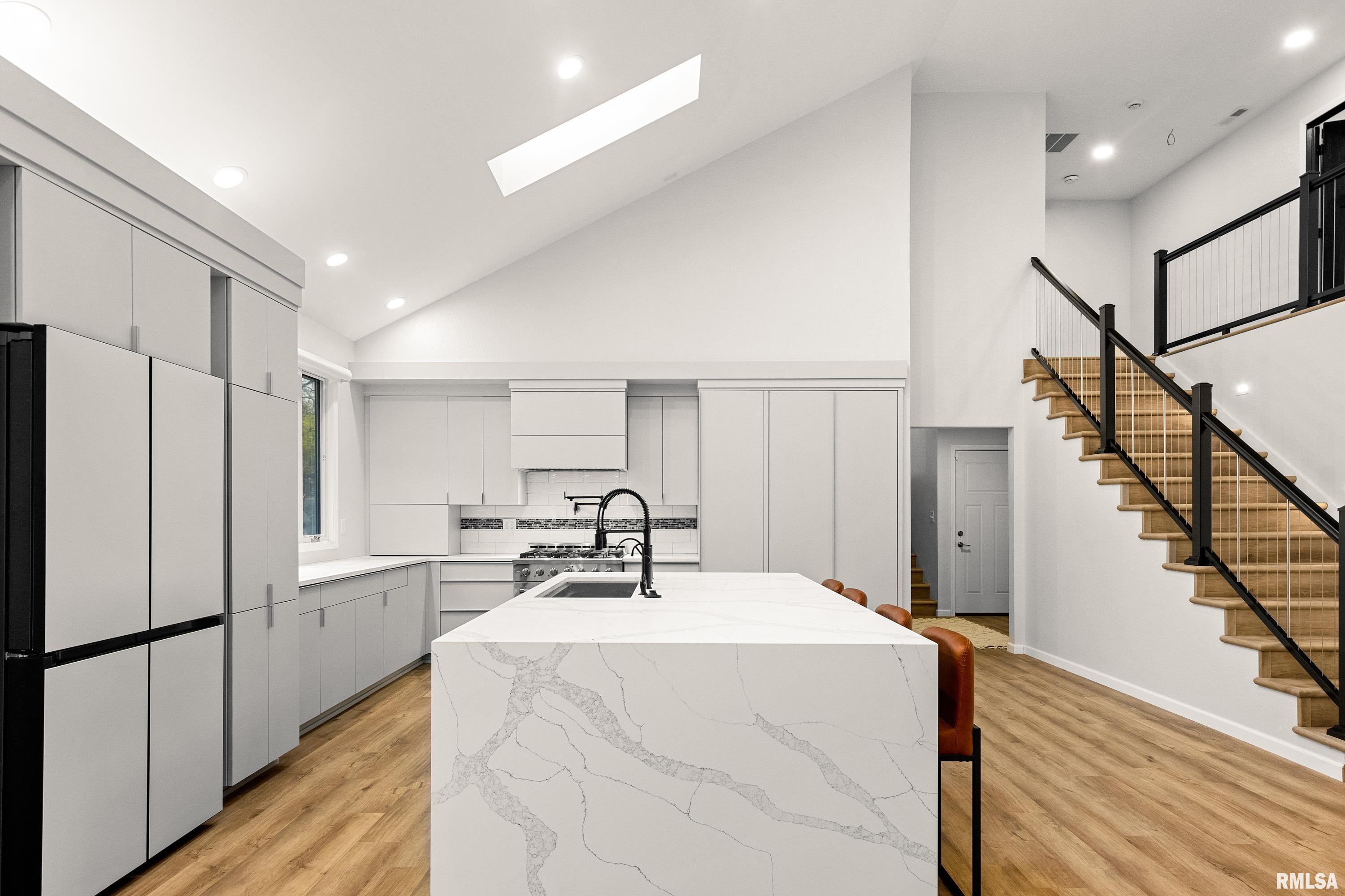 2211 Sheridan Road Pekin, IL 61554 - Photo 19 of 62