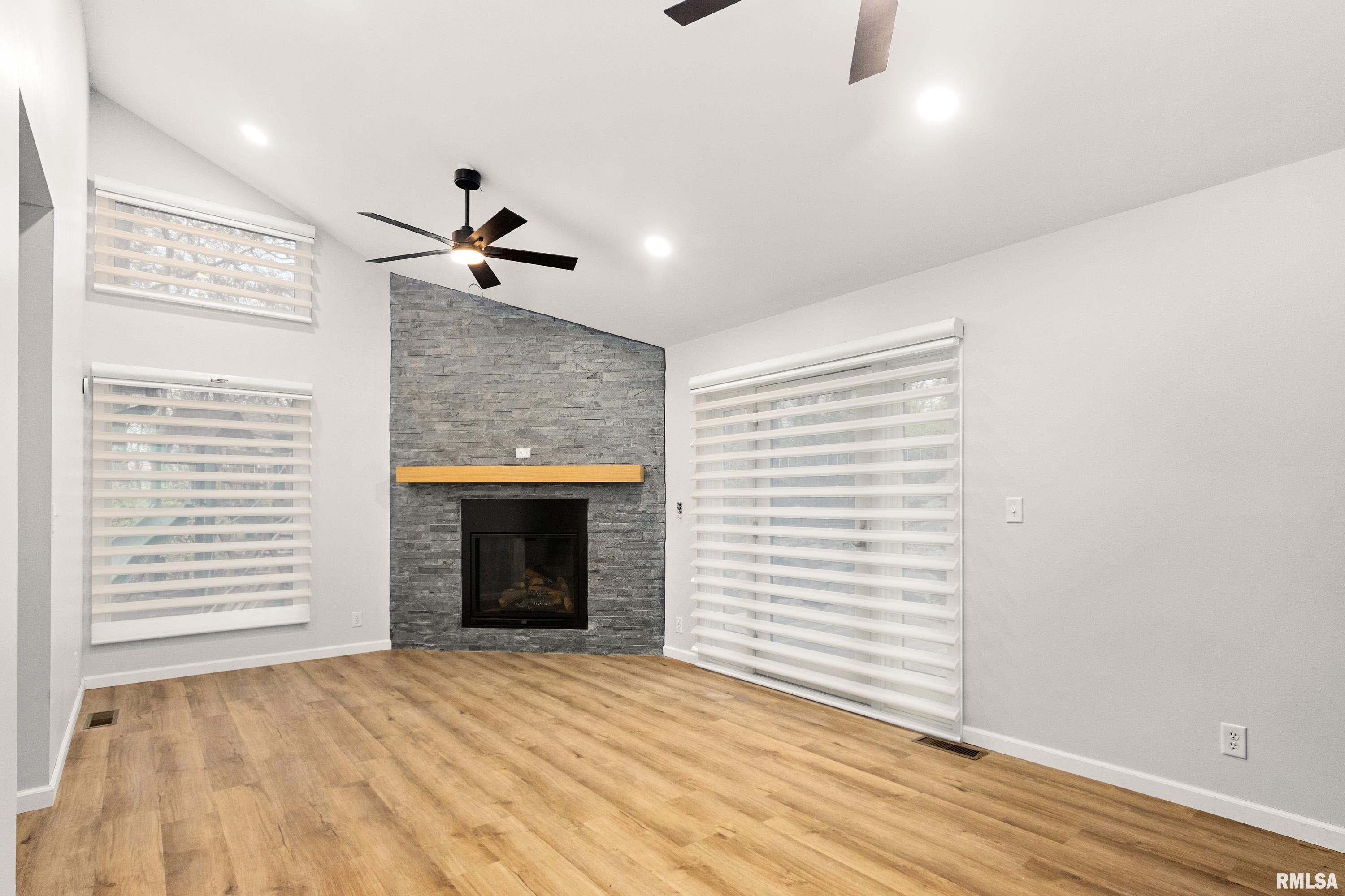 2211 Sheridan Road Pekin, IL 61554 - Photo 27 of 62