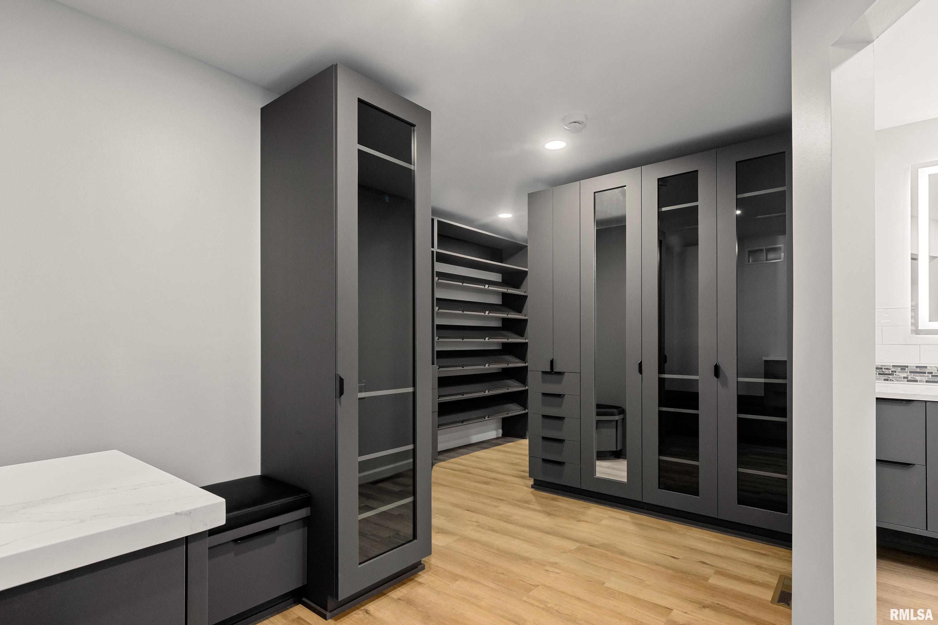 2211 Sheridan Road Pekin, IL 61554 - Photo 29 of 62