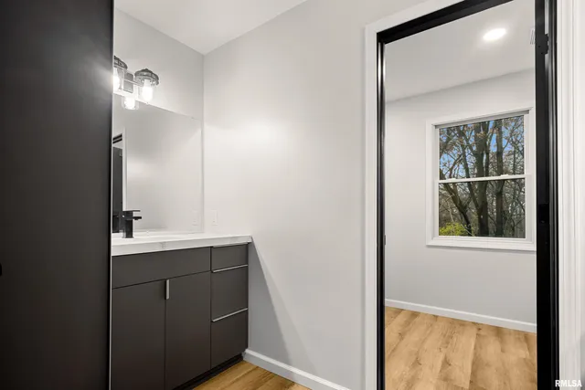 $829,900 | 2211 Sheridan Road, Pekin, IL 61554