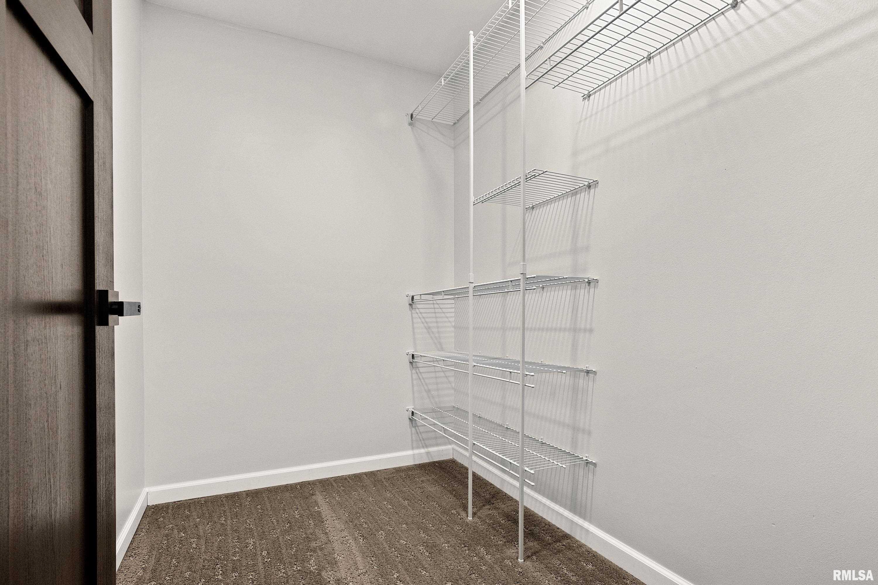 2211 Sheridan Road Pekin, IL 61554 - Photo 40 of 62